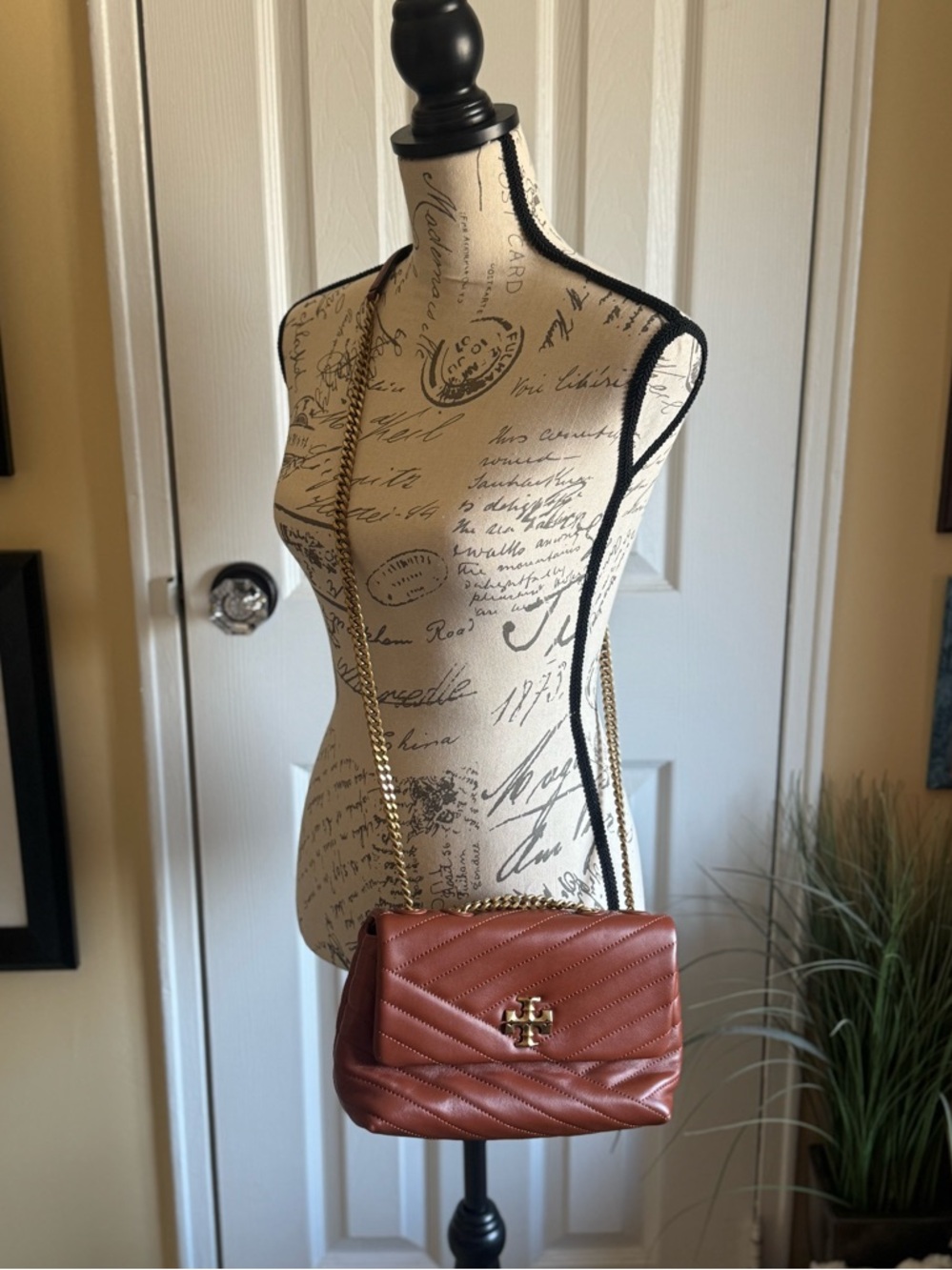 Tory Burch Kira Chevron Convertible Shoulder/Crossbody Bag - Picture 2 of 11